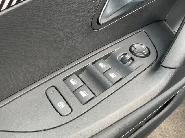 Peugeot 2008 Allure Pack PureTech