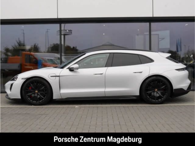 Porsche Taycan GTS Sport Turismo