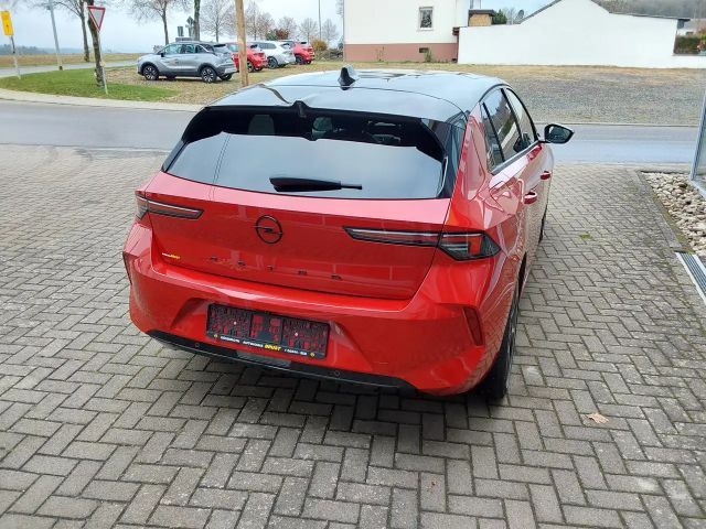 Opel Astra Ultimate