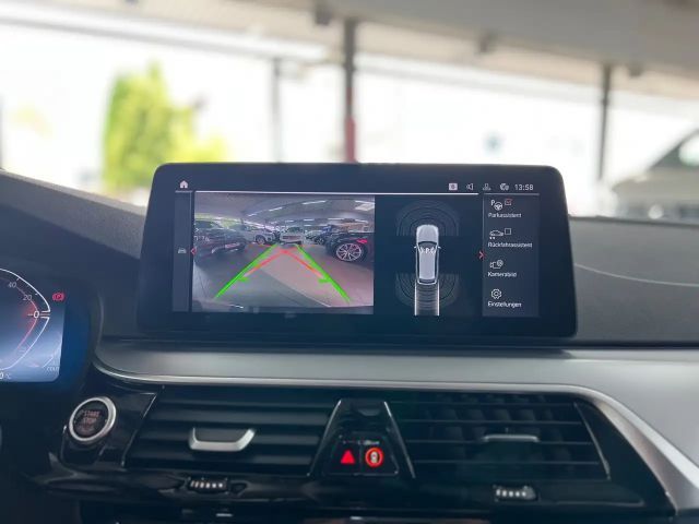 BMW 530 530d Touring xDrive