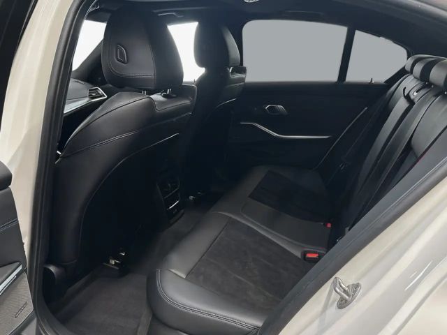 BMW 330 330i M-Sport Sedan