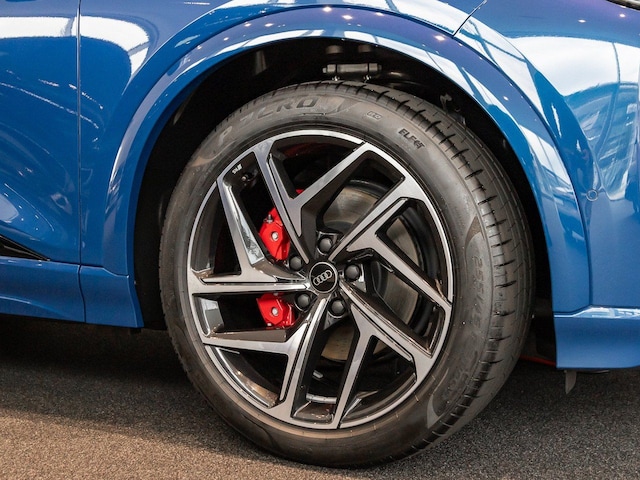 Audi Q6 e-tron Quattro