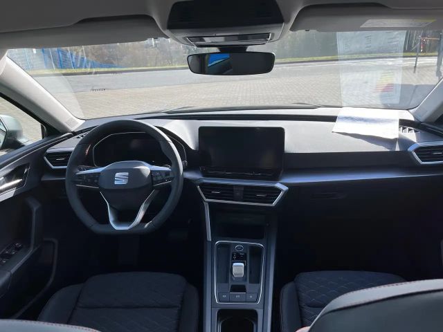 Seat Leon 1.5 eTSI DSG FR-lijn Sportstourer