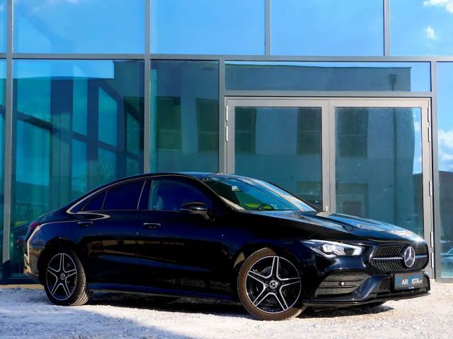 Mercedes-Benz CLA 200 AMG Line Coupé