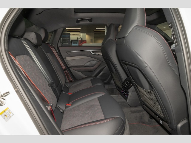 Audi A6 Quattro S-Tronic Sedan