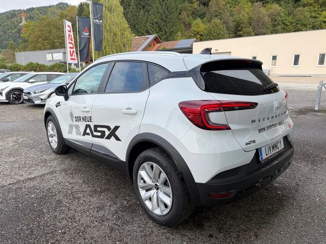 Mitsubishi ASX Invite