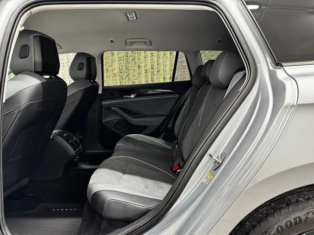 Volkswagen Passat ACT Business DSG Variant