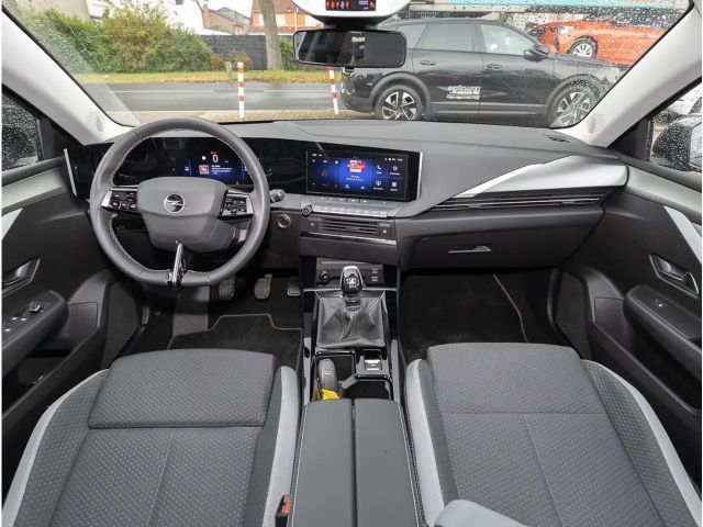 Opel Astra 1.2 Turbo Business Edition Turbo