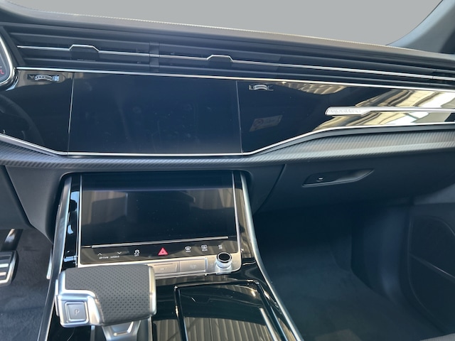 Audi RS Q8 Performance Quattro