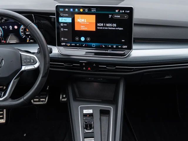 Volkswagen Golf 1.5 eTSI DSG Life Variant