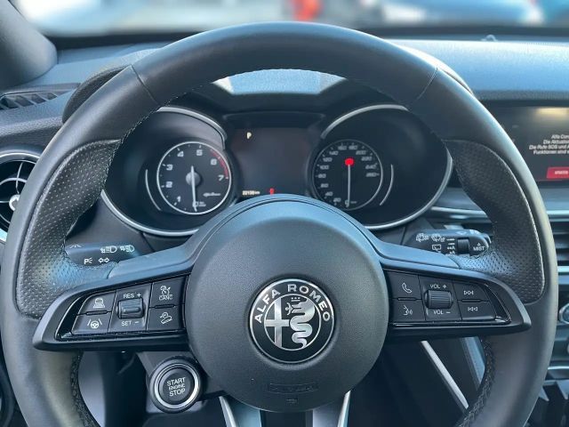 Alfa Romeo Stelvio AT8 Q4 TI