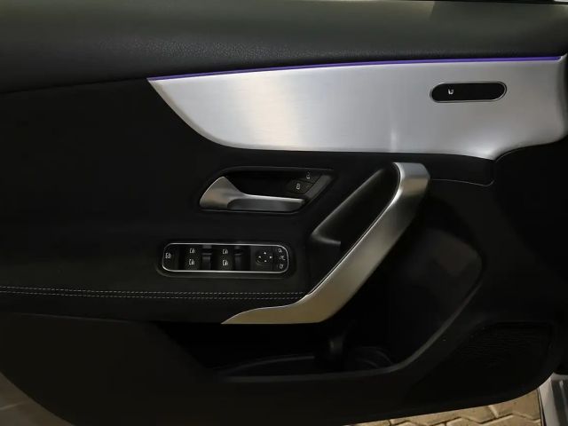 Mercedes-Benz A 250 4MATIC AMG Line