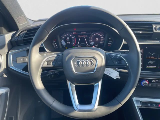 Audi Q3 S-Line S-Tronic