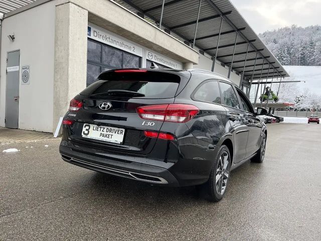 Hyundai i30 CRDi Trend