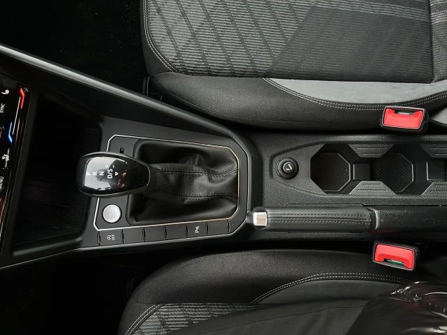 Volkswagen Taigo 1.0 TSI DSG R-Line