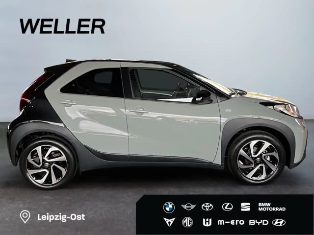 Toyota Aygo X Bi-Tone Hatchback