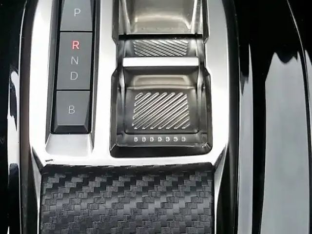 Peugeot E-2008 GT-Line