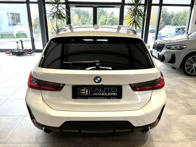 BMW 320 320d M-Sport Touring xDrive