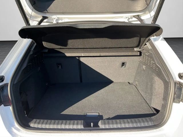 Audi A3 40 TFSI Hybride Sedan