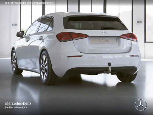 Mercedes-Benz A 180 A 180 d Style