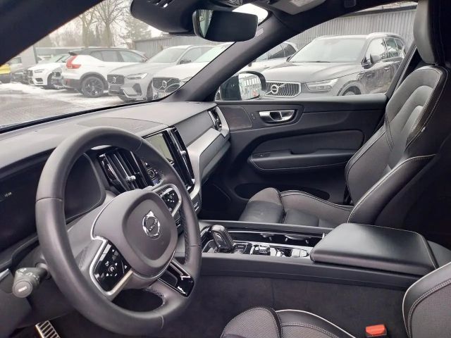 Volvo XC60 AWD R-Design