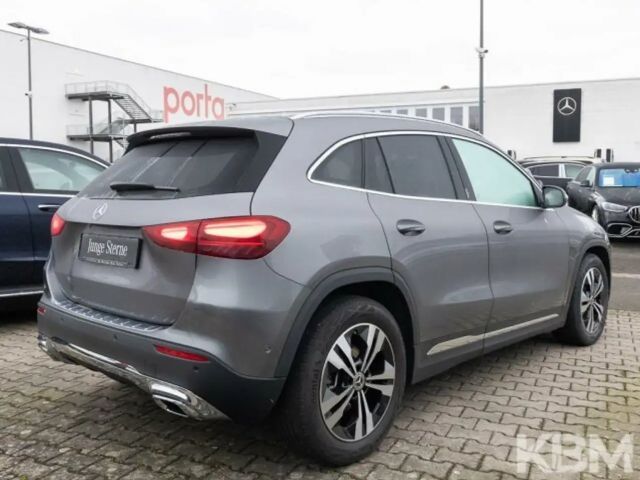Mercedes-Benz GLA 180 GLA 180 d
