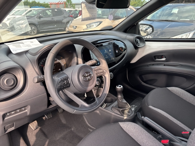 Toyota Aygo X 5-deurs Basis Business