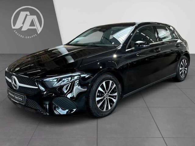 Mercedes-Benz A 180 A 180 d