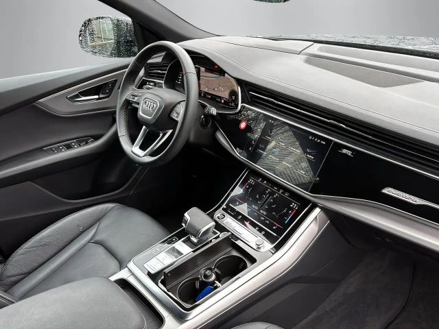 Audi Q8 55 TFSI S-Line