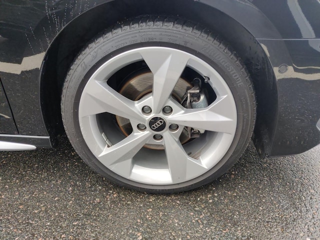 Audi A3 40 TFSI Quattro S-Line S-Tronic Sedan