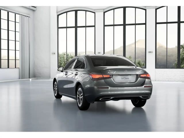 Mercedes-Benz A 200 Limousine PROGR.+KAMERA+LED+AMBI+PANO-DACH