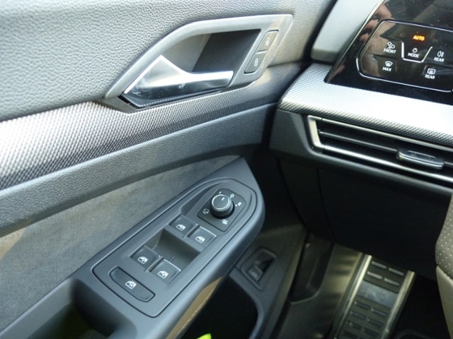 Volkswagen Golf 2.0 TDI DSG Variant