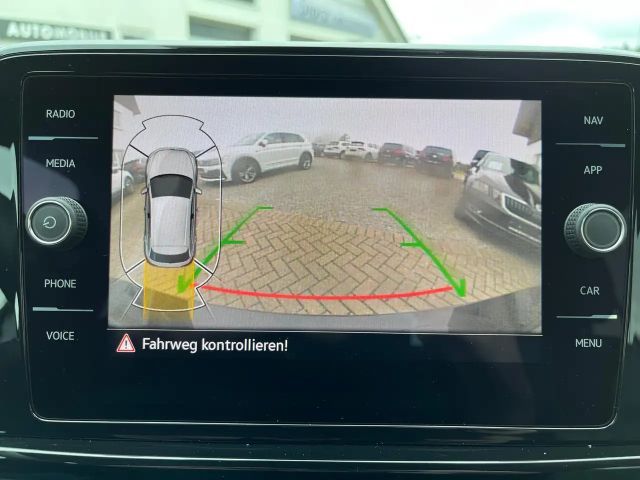 Volkswagen T-Roc 1.5 TSI DSG R-Line