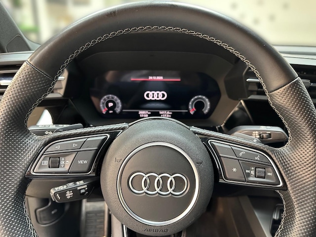 Audi A3 40 TFSI Quattro S-Tronic Sedan