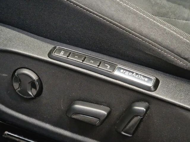 Volkswagen Golf 1.0 TSI Life