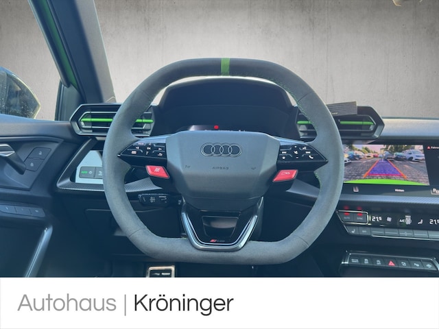 Audi RS3 Quattro S-Tronic Sedan