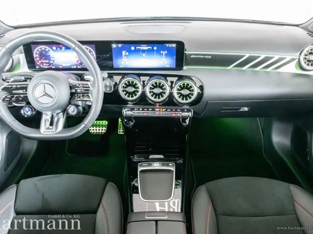 Mercedes-Benz A 35 AMG 4MATIC AMG Line