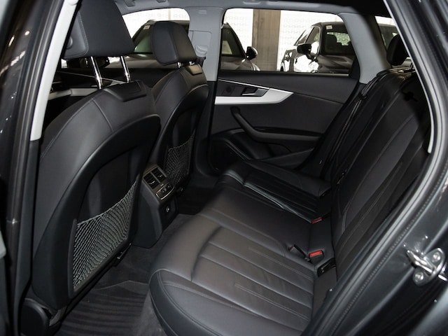 Audi A4 35 TFSI Avant S-Tronic