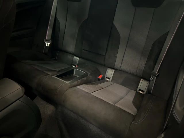 BMW 230 230d 230i Coupé M-Sport