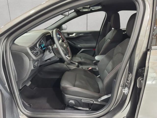 Ford Focus ST Line Wagon