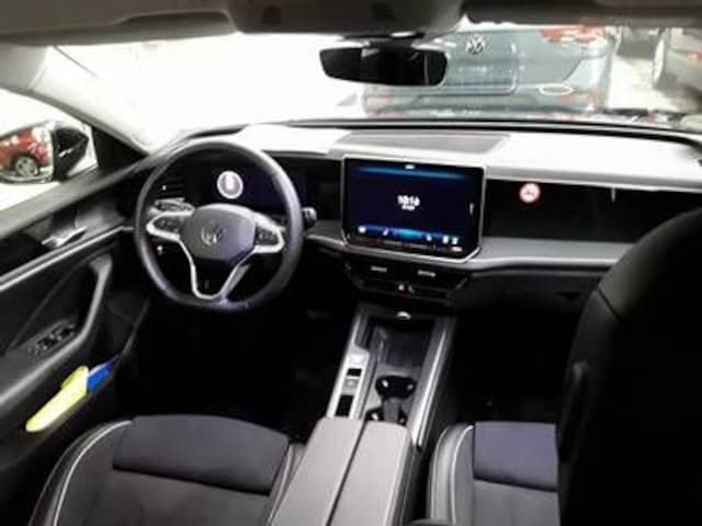 Volkswagen Passat 1.5 eTSI DSG