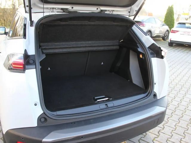 Peugeot E-2008 Allure Pack