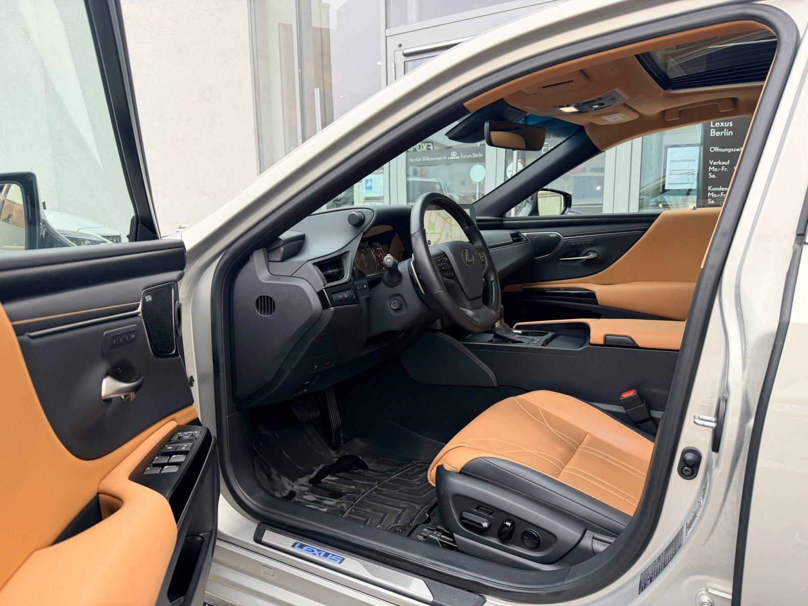 Lexus ES Luxury Line