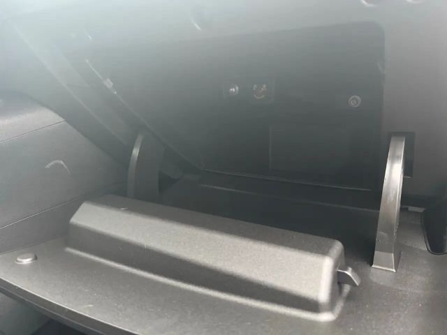 Jeep Avenger Full-Electric Summit