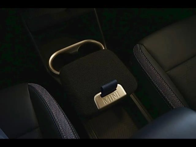 MINI Cooper Countryman AUTOMAAT - NAVI - NEW MODEL