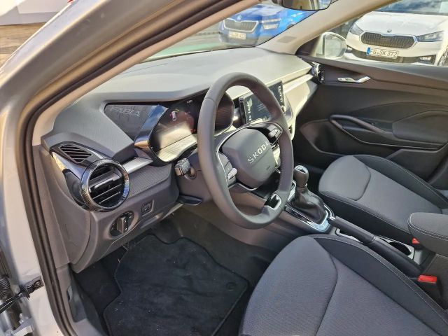 Skoda Fabia Fabia 1.0 MPI Edition 130 / 5 J G. 100.000 km