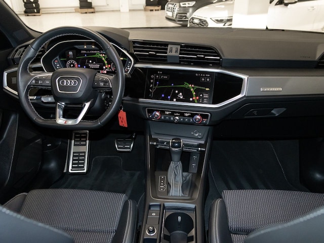 Audi Q3 40 TFSI Quattro S-Line S-Tronic