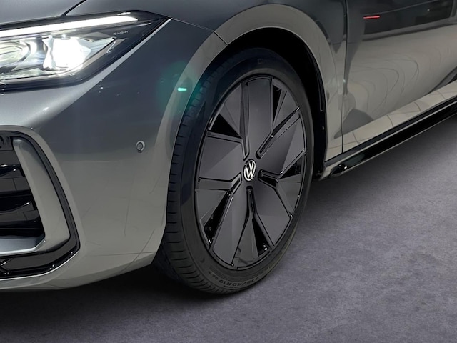 Volkswagen Passat DSG R-Line