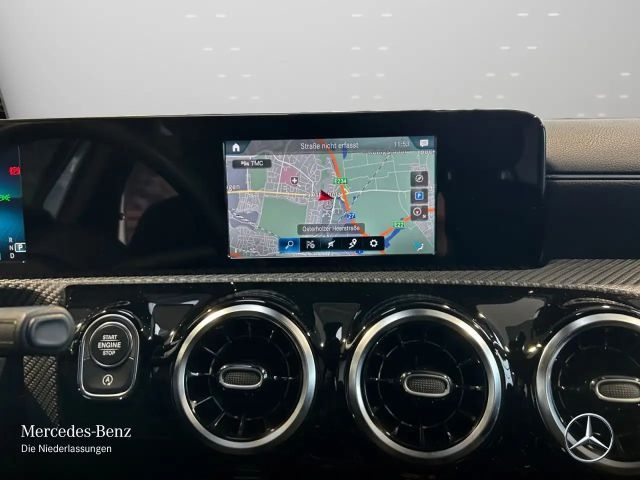 Mercedes-Benz A 180 A 180 d Style