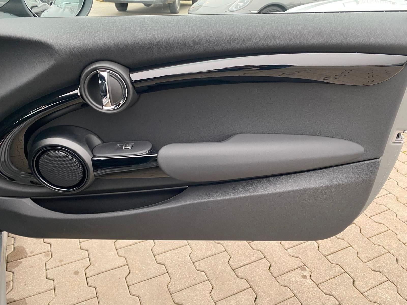 MINI Cooper 3-deurs John Cooper Works